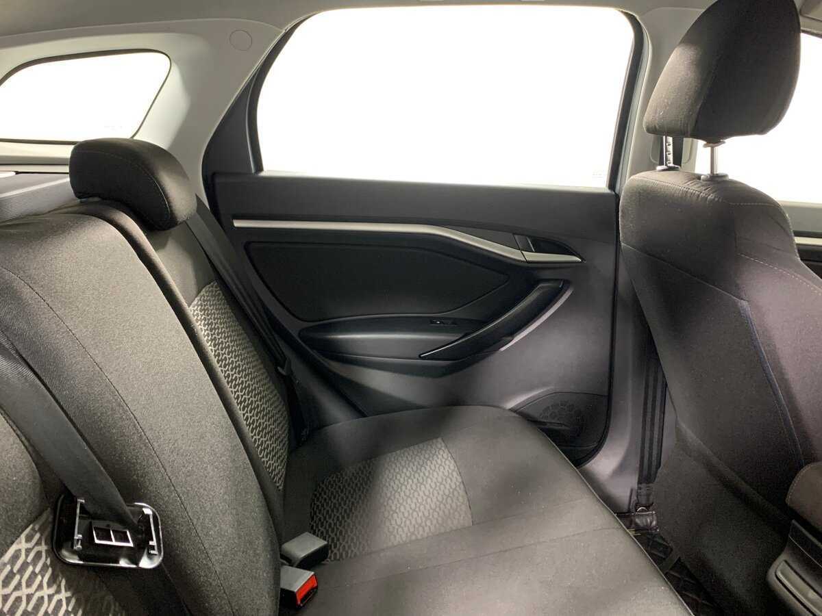 Купить Lada (ВАЗ) Vesta SW, 2019, 160 004 км, фото №18