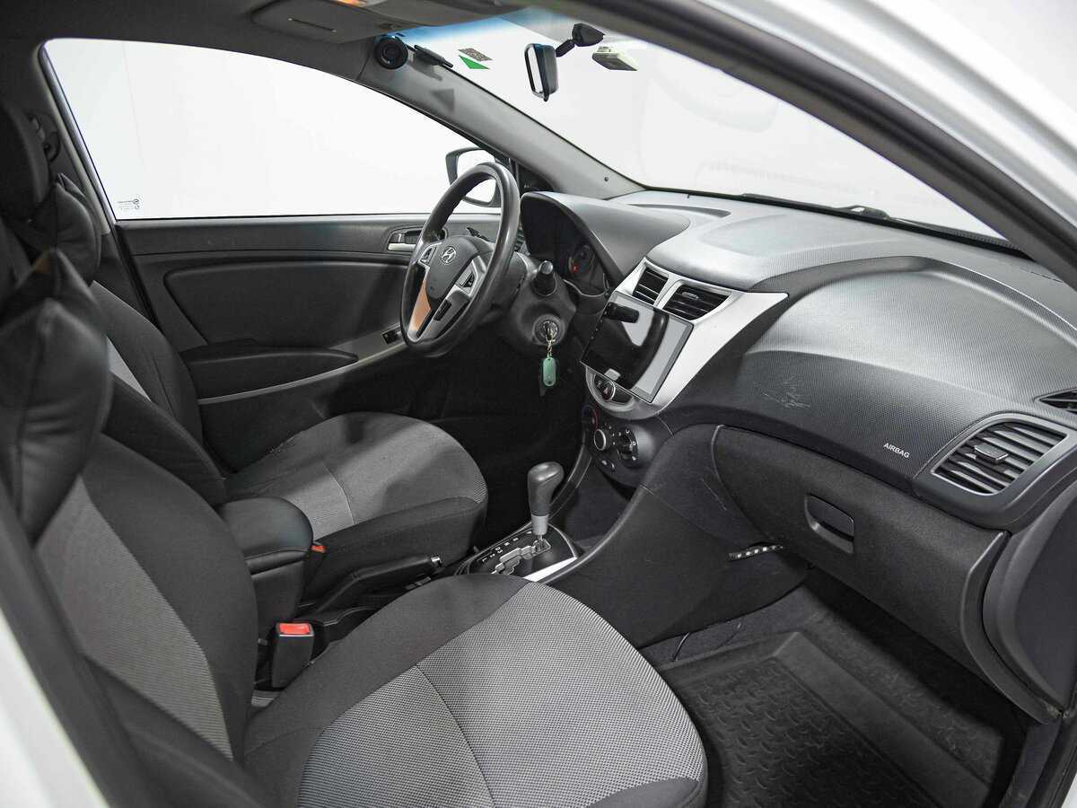 Купить Hyundai Solaris, 2013, 154 402 км, фото №14