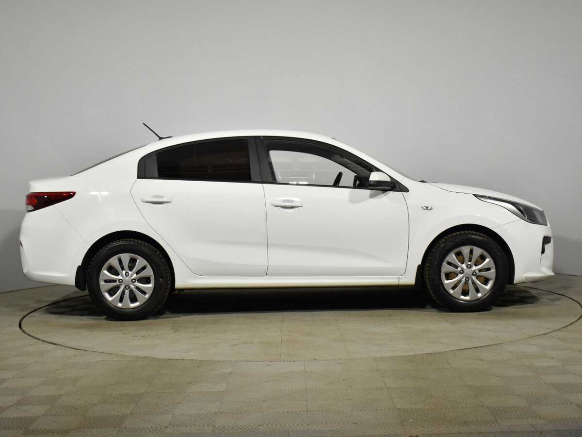Купить Kia Rio, 2017, 99 813 км, фото №4