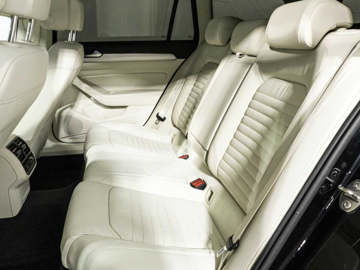 Купить Volkswagen Passat, 2018, 93 196 км, фото №10