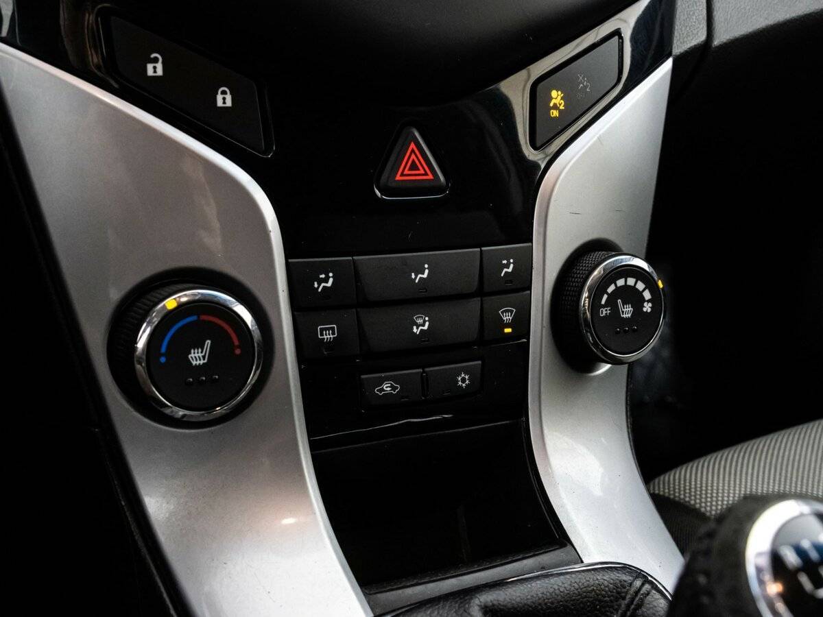 Купить Chevrolet Cruze, 2013, 159 500 км, фото №11