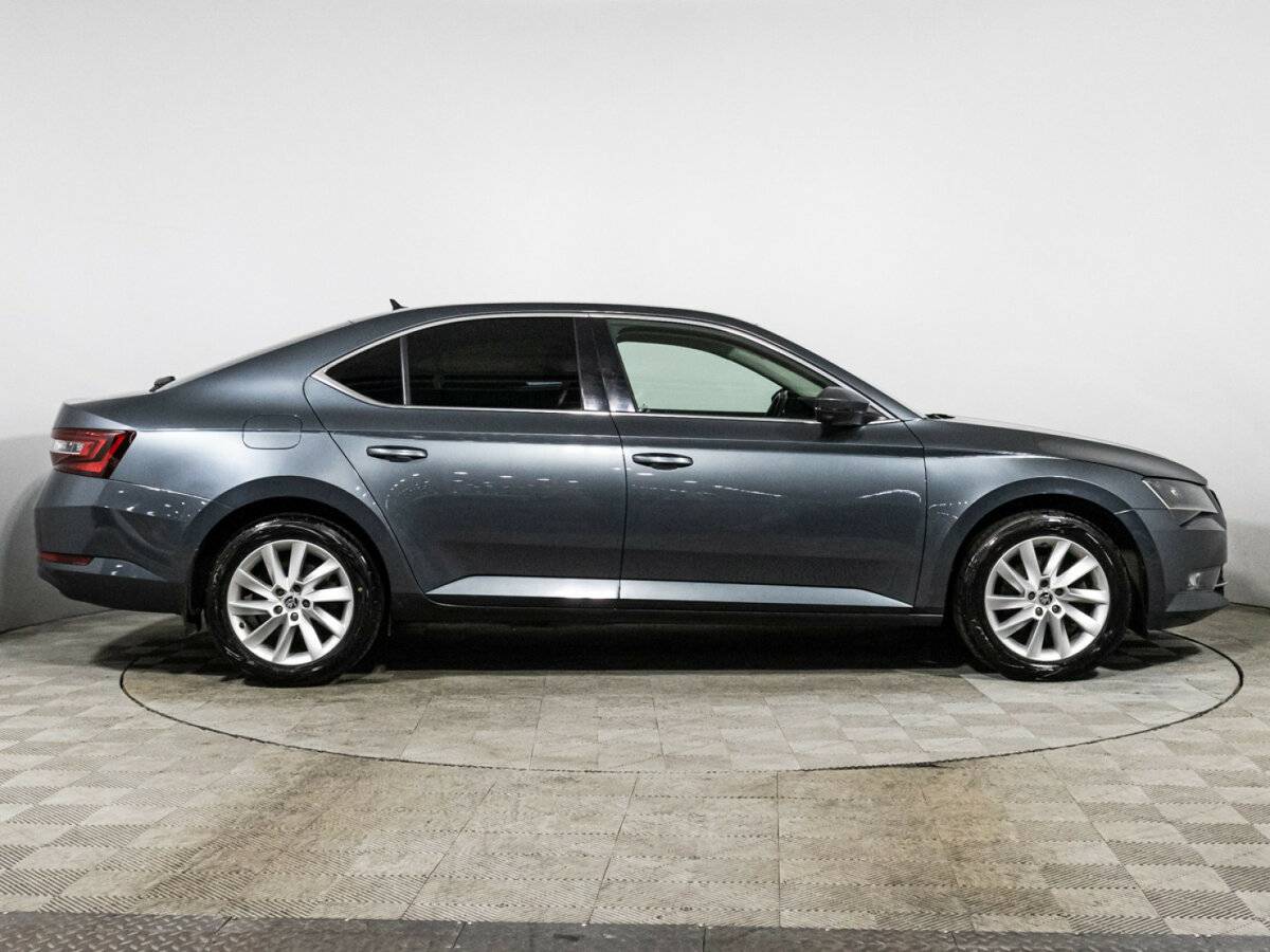 Купить Skoda Superb, 2018, 97 607 км, фото №4