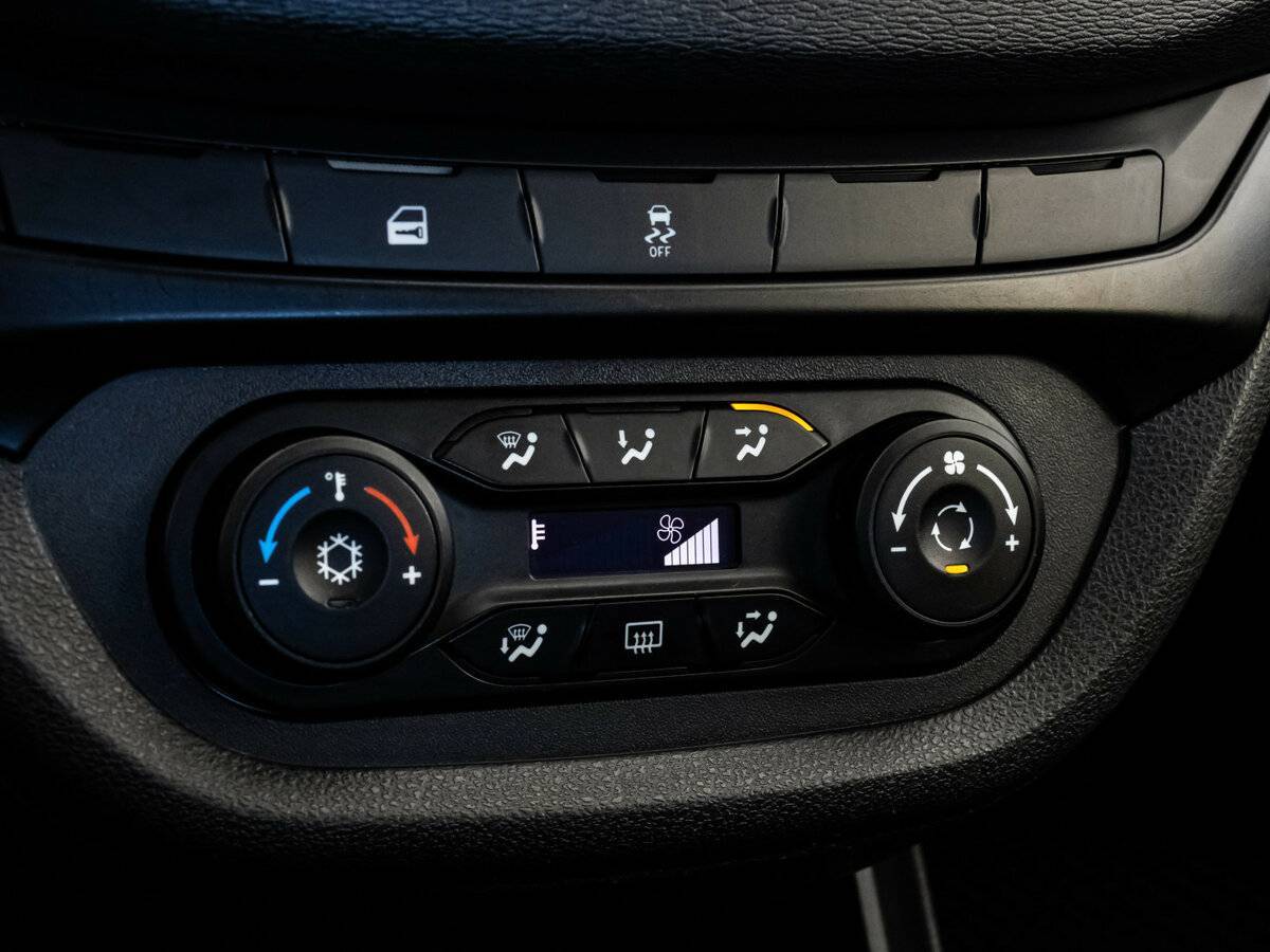 Купить Lada (ВАЗ) Vesta, 2021, 131 059 км, фото №13