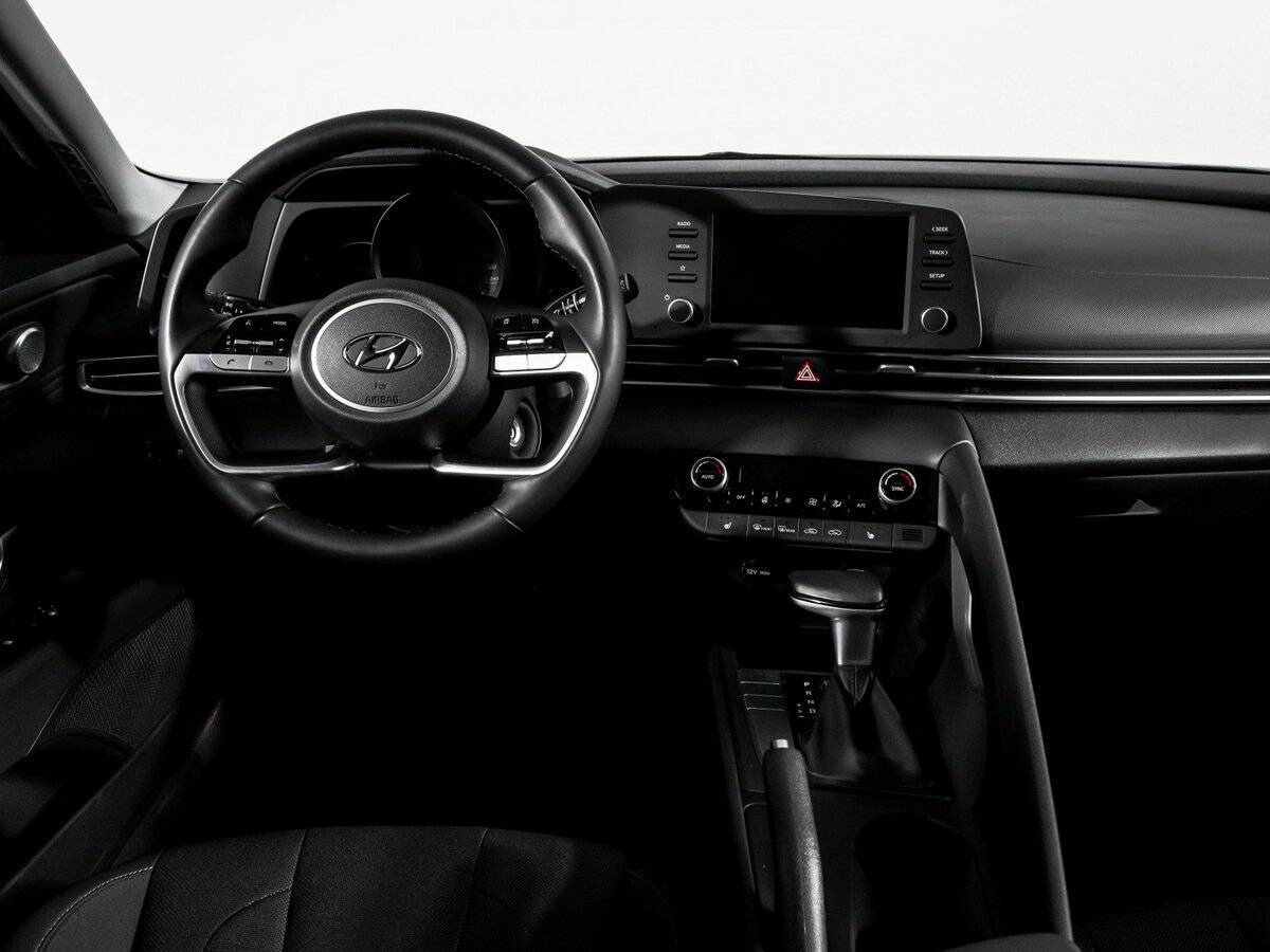 Купить Hyundai Elantra, 2021, 16 563 км, фото №12