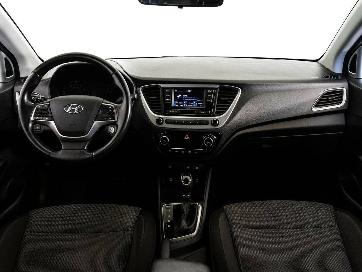 Купить Hyundai Solaris, 2018, 120 474 км, фото №10