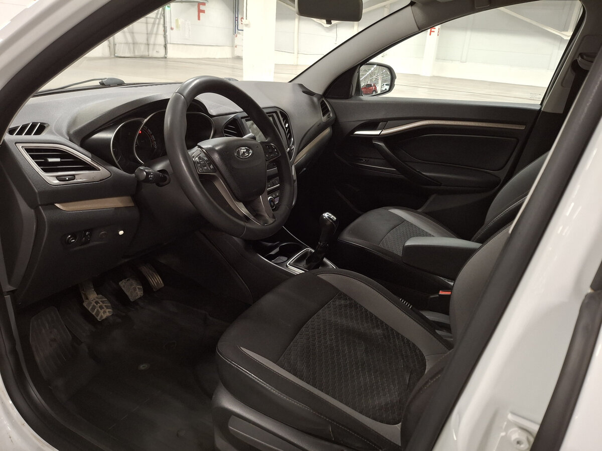 Купить Lada (ВАЗ) Vesta I, 2017, 138 786 км, фото №16