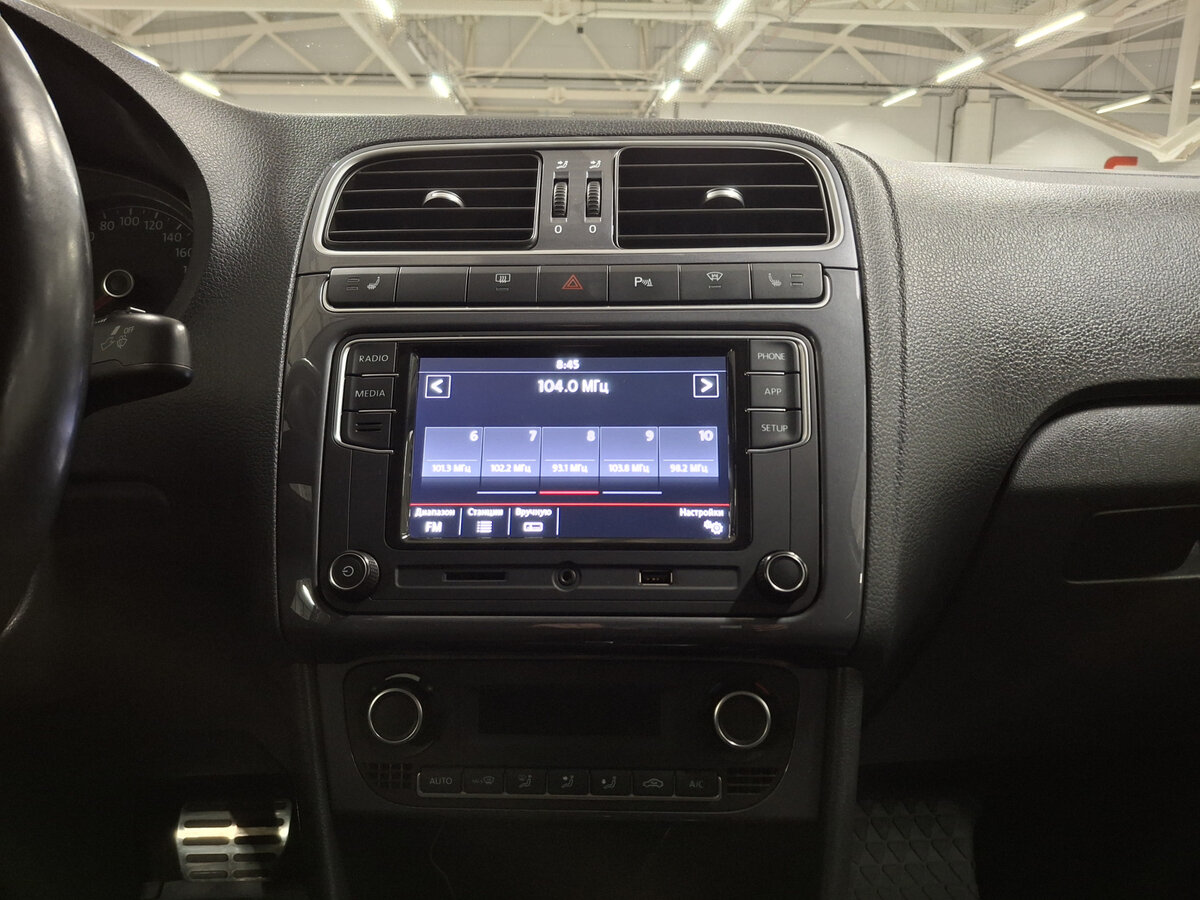 Купить Volkswagen Polo V Рестайлинг, 2018, 101 481 км, фото №15