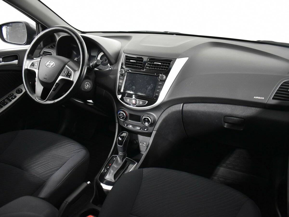 Купить Hyundai Solaris I Рестайлинг, 2016, 78 000 км, фото №10