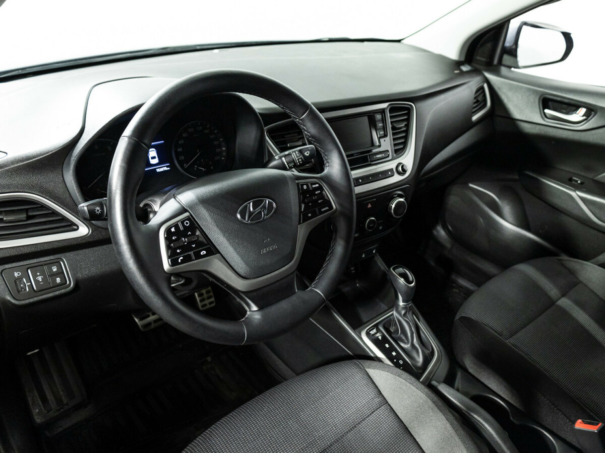 Купить Hyundai Solaris II, 2017, 152 854 км, фото №11