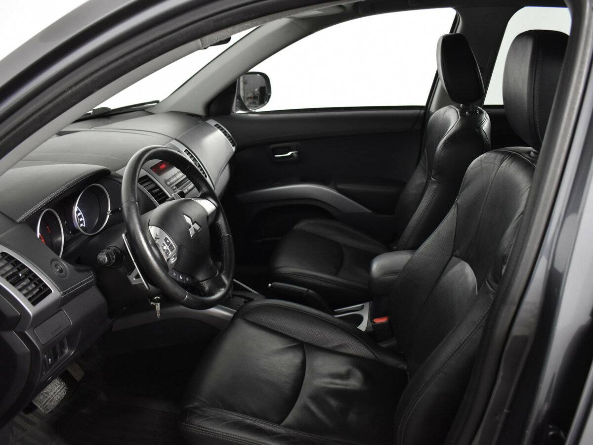 Купить Mitsubishi Outlander II Рестайлинг, 2012, 289 659 км, фото №7